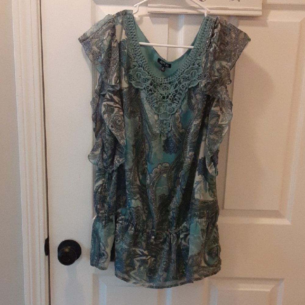 Apt. 9 Teal Paisley Crochet Trim Sleeveless Top